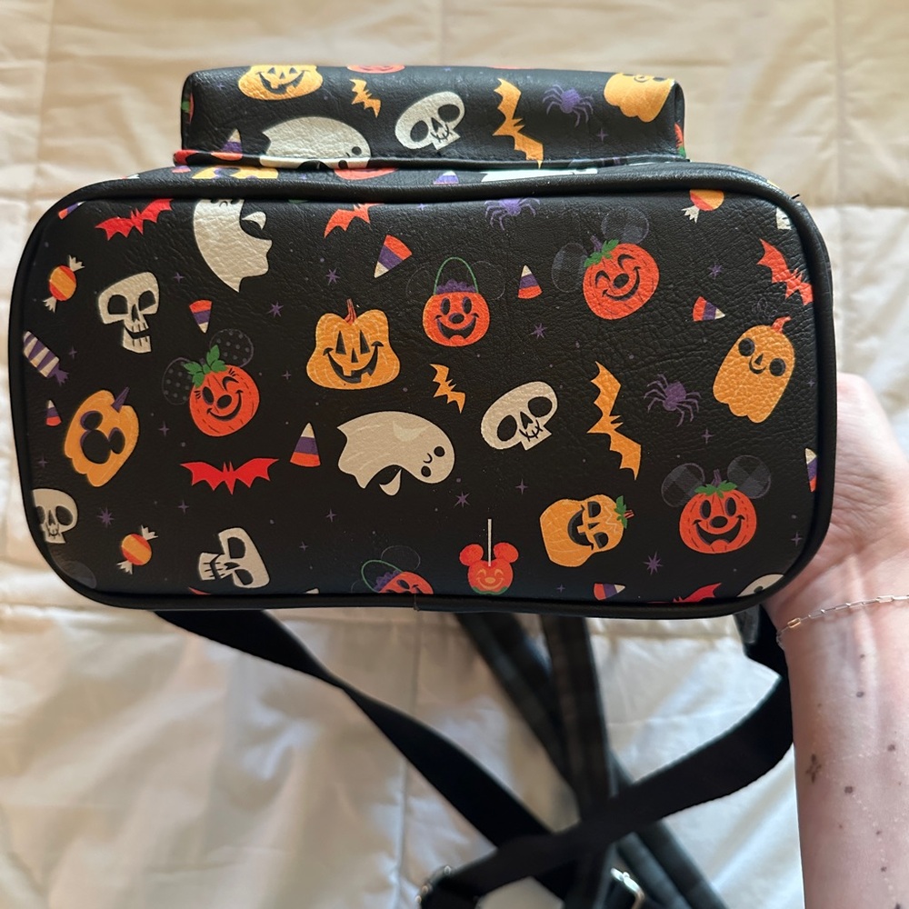 disney loungefly backpack - Picture 5 of 6